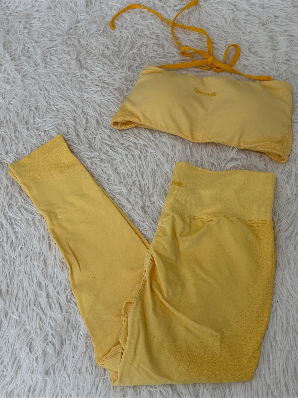 DFYNE set IGNITE Seamless Bandeau (lg) & Legging Set (med) 🍋 color lemon drop